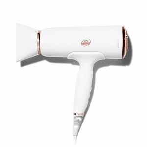 T3 Professional Blow Dryer
